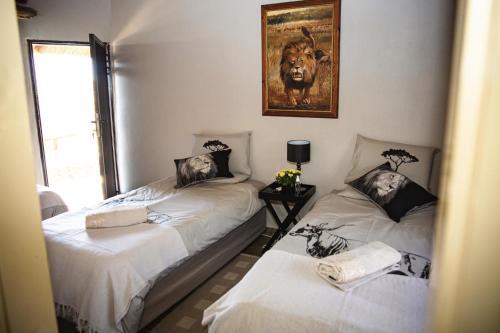 Villa Tholo Manzi Private Game Farm