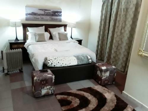 Hostal Point 55 Guest House
