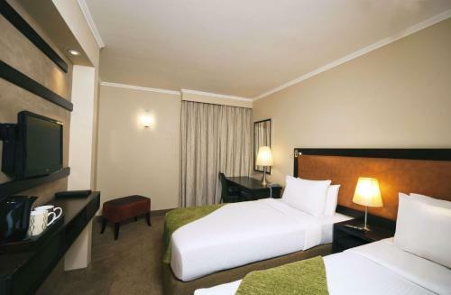 Hotel Stayeasy Emalahleni
