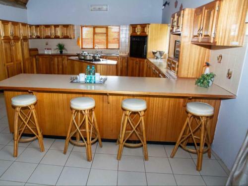 Sombuyana Game Lodge