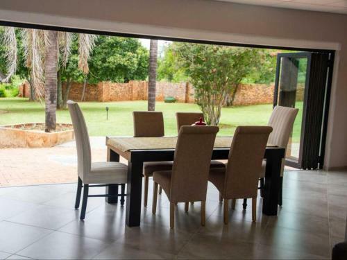 Sombuyana Game Lodge