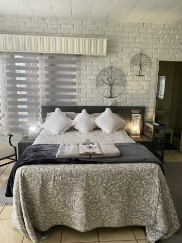 Bed & Breakfast White River B & B