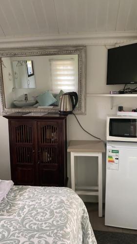 Bed & Breakfast White River B & B