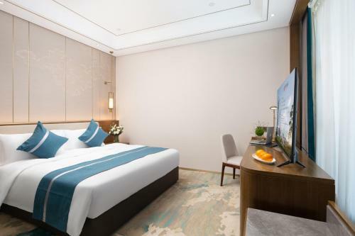 Luzhou Jianguo Hotel