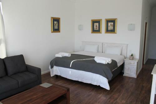 Hostal Adam's Guest House