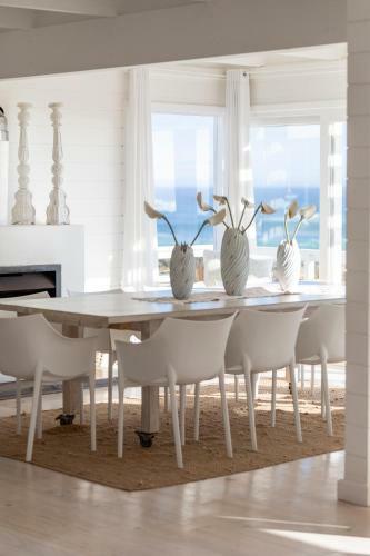 Villa Pearl Bay Beach Home