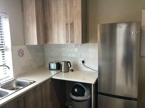 Hostal White Sands Self-catering Units
