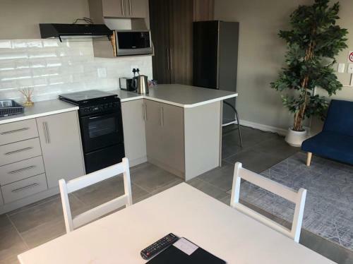 Hostal White Sands Self-catering Units