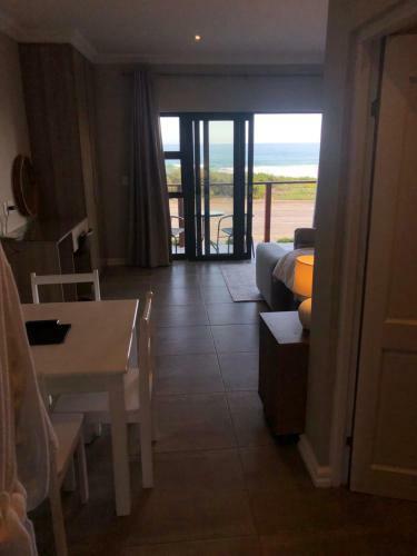 Hostal White Sands Self-catering Units
