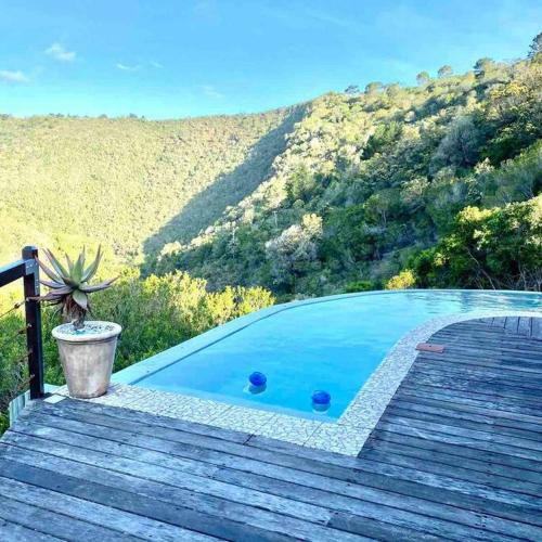 Tranquility At Its Finest - Kaaimans Luxury Villa