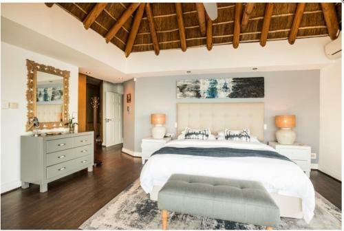 Azure Wilderness Luxury Villa