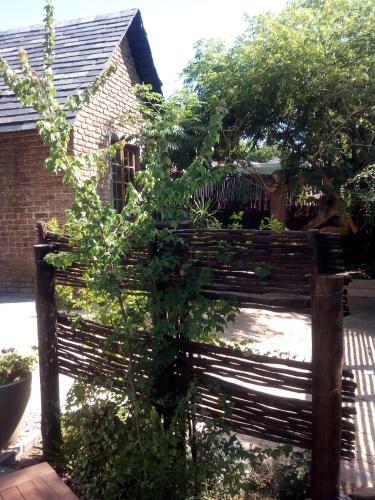Apartamento Tangled Tree Cottage