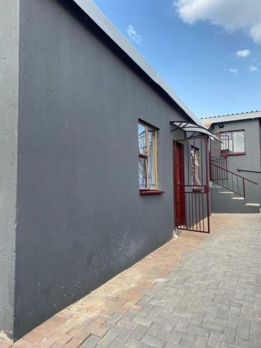 Hostal Cosmo City Ext 4 Lodge
