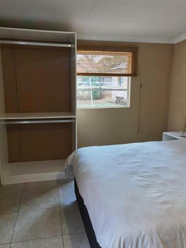 Hostal Charmed Guesthouse
