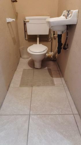 Hostal Charmed Guesthouse