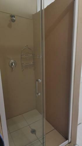 Hostal Charmed Guesthouse