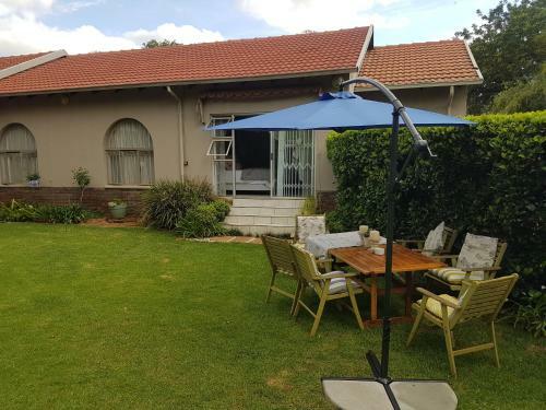 Hostal Roosboompies Guest Suite