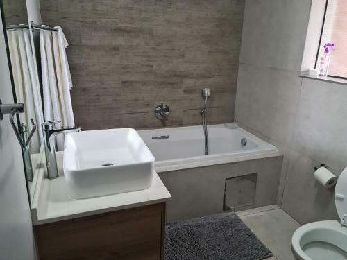 Cherry Blossom One Bed Apartment Centurion
