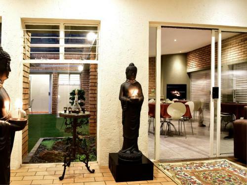 Hostal Five O'clock Zen Boutique Guest House