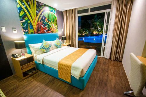 Aziza Paradise Hotel