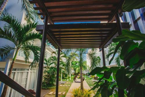 Aziza Paradise Hotel