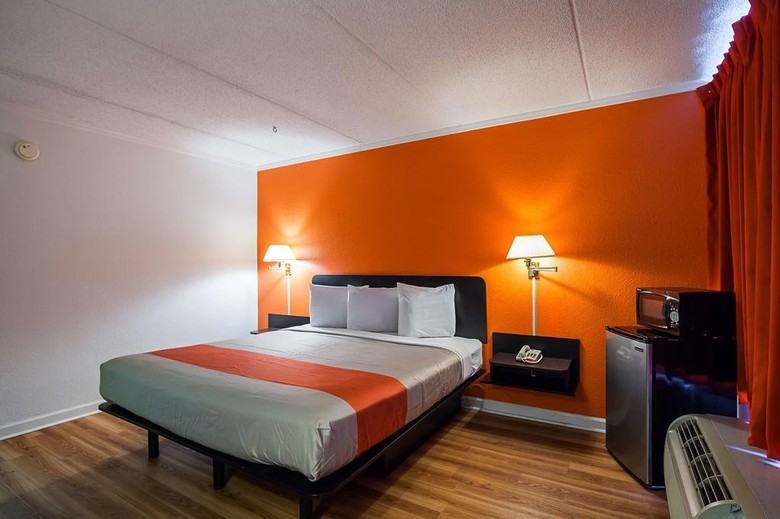 Motel 6 Tifton