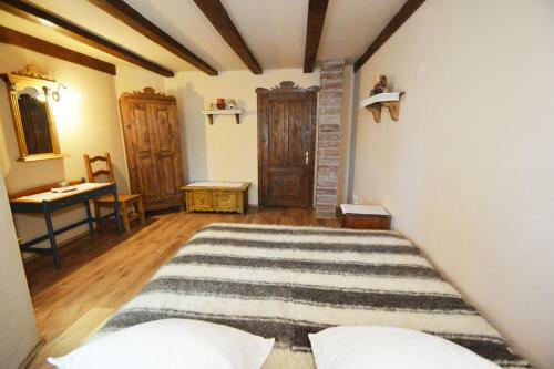 Hostal Arts And Crafts Guesthouse