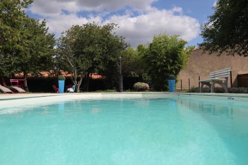 Hostal Domaine Des Tilleuls