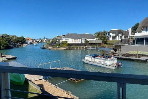 Canal House: Waterfront Property For Rent