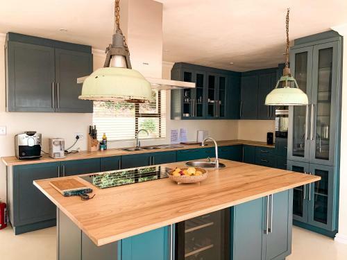 Apartamento Luxury Home With Stunning Views