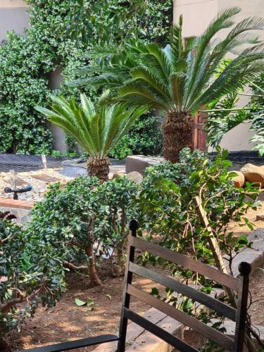 Apartamento Halfway Gardens Home