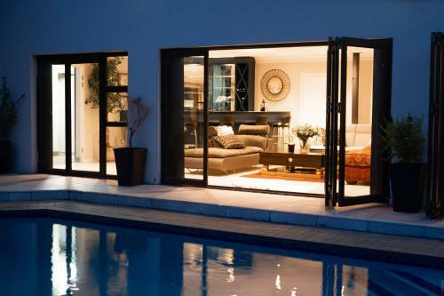 Luxury Boutique Home In Kyalami