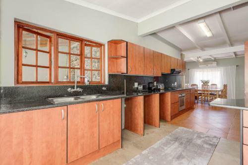 Apartamento The Kunene Manor
