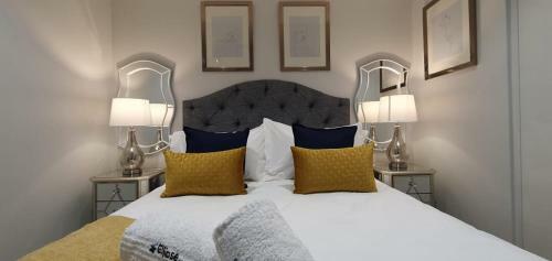 Ellipse Luxury High Rise Apartment
