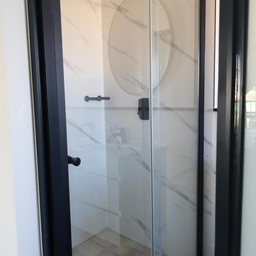 Waterfall Luxury Apartments Mia Drive