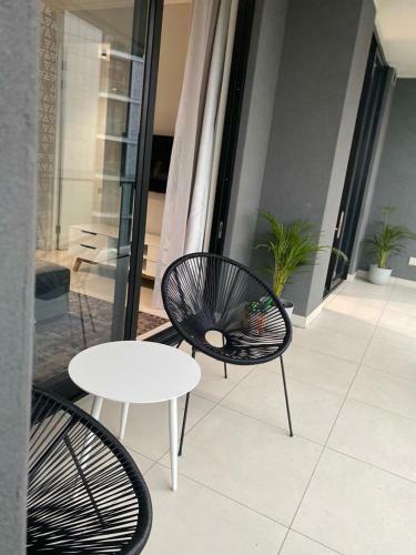 Ellipse Waterfall Executive Apartment
