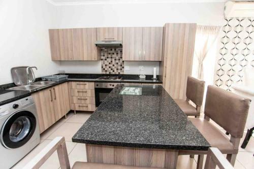 Luxurious House For Family N Friends.
