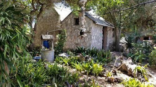 Jacob's Bay Boutique Backpackers