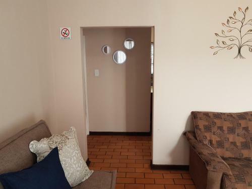 Roos Getaway Apartments #8