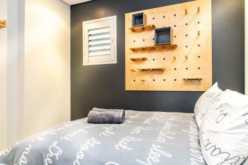 Modern Beachfront 2 Bed Apartment 144 Eden On The Bay, Blouberg, Cape Town