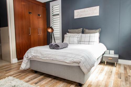 Modern Beachfront 2 Bed Apartment 144 Eden On The Bay, Blouberg, Cape Town