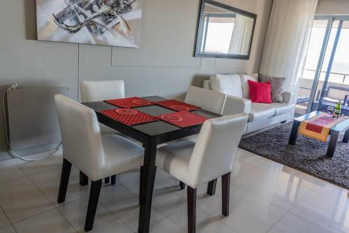 Infinity Luxury Beachfront Apartment