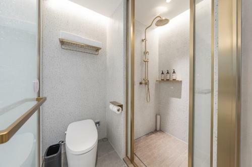 Zhenting Hotel