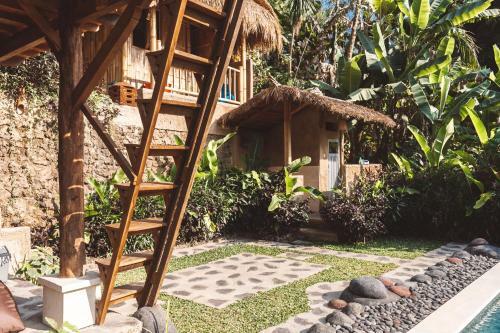 Lodge Bali Bamboo Jungle Huts And Hostel