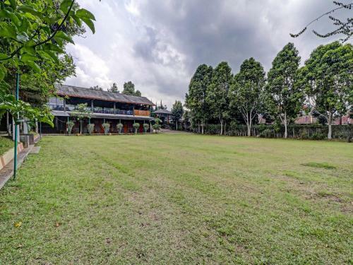 Capital O 90655 Hotel Nirwana Lembang