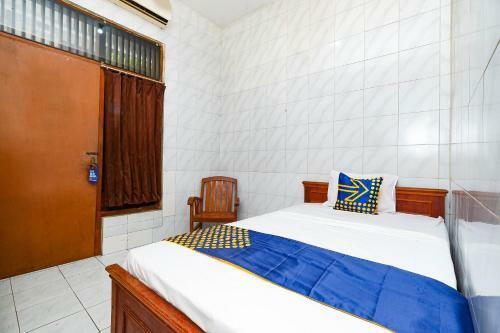 Spot On 2011 Hotel Mekar Sari