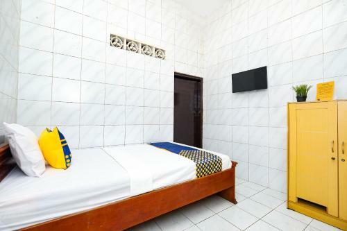 Spot On 2011 Hotel Mekar Sari