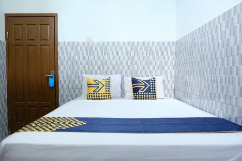 Hotel Spot On 2766 Kezia Kost
