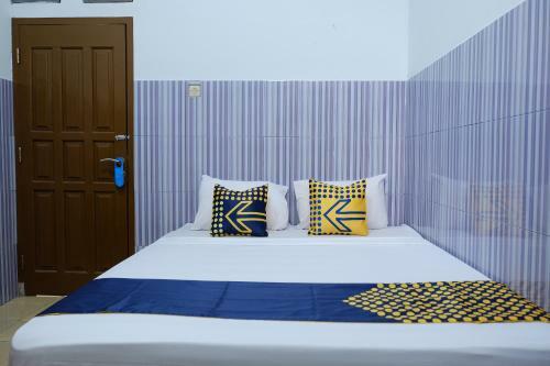Hotel Spot On 2766 Kezia Kost