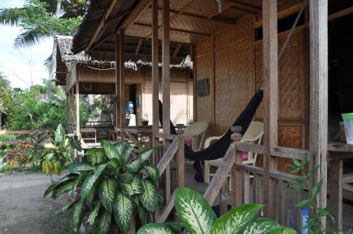 Hostal Sunset Cottages
